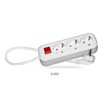 Удлинитель СПУТНИК S-303 5м, 3 гнезда *20 Удлинитель СПУТНИК S-303 5м, 3 гнезда *20