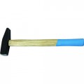 Молоток кованый деревянная ручка. 600г 3302006   *6