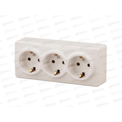 Розетка Эра открытой установки ,3*2P+Е Schuko со шторками,16А-250В белый, 11-2209-01 *6 Розетка Эра открытой установки ,3*2P+Е Schuko со шторками,16А-250В белый, 11-2209-01 *6