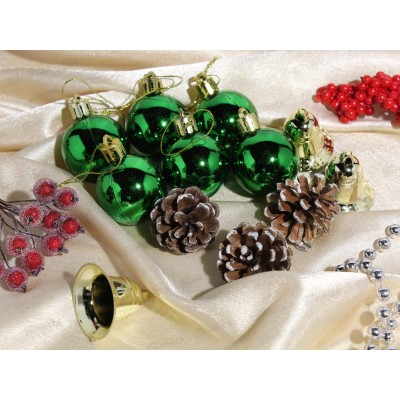 Набор украшений елочных 4см, 13 шт., AL-2705-1 *200 Набор украшений елочных 4см, 13 шт., AL-2705-1 *200