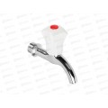 Кран водоразборный 1/2" короткий излив, ручка белый пластик 554-088 г Кран водоразборный 1/2" короткий излив, ручка белый пластик 554-088 г