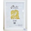 Фоторамка пластиковая 21*30 узкие, 700 белый *25 Фоторамка пластиковая 21*30 узкие, 700 белый *25