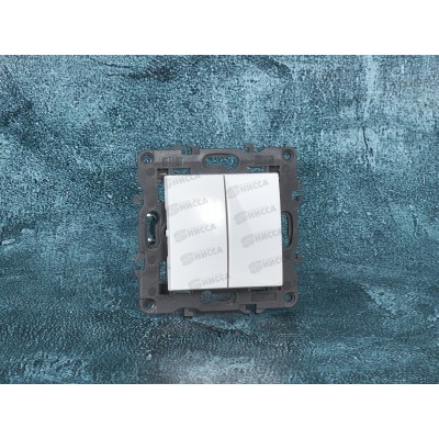 Выключатель Эра Elegance скрытая установка 10АХ-250В двойной, белый "под рамку", 14-1104-01 Выключатель Эра Elegance скрытая установка 10АХ-250В двойной, белый "под рамку", 14-1104-01