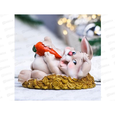 Копилка  &quotЗаяц с морковкой&quot серый 10*11см 7820323