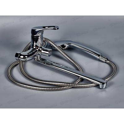 Смеситель для ванны длинный излив переключатель в корпусе, хром, MN2213 Смеситель для ванны длинный излив переключатель в корпусе, хром, MN2213