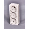 Розетка IONICH 3-местная открытой установки, бея заземления, 16А, 220В белая,керамика,1445 *10