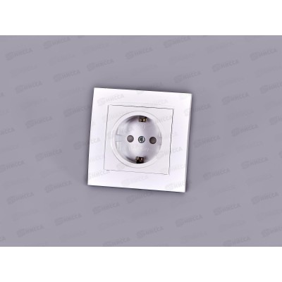 Розетка Бриллиант 1-местная с заземлением, скрытой установки,з/ш 16А, 220В,белая,керамика, 7947632*10