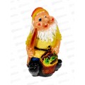 Фигура садовая из гипса "Гном с баклажанами" (370*210мм) арт.152 Фигура садовая из гипса "Гном с баклажанами" (370*210мм) арт.152