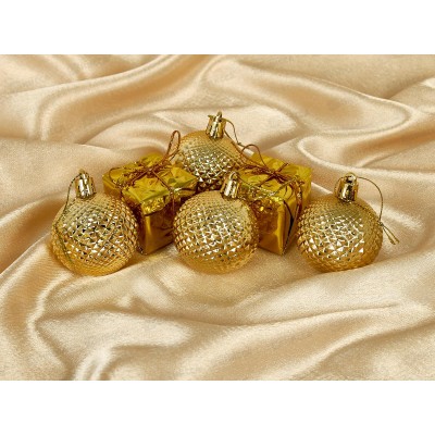 Набор украшений"Рассвет&quot6шт(4 шара 2 подарка) 4,5см золот 3556997