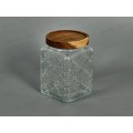 Банка стеклянная с дерев.крышкой 9,8*9,8*15,2см 750мл 40110 *12 Банка стеклянная с дерев.крышкой 9,8*9,8*15,2см 750мл 40110 *12