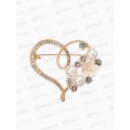 Брошь &quotСердце&quot жемчужное, цвет белый в золоте 1489284