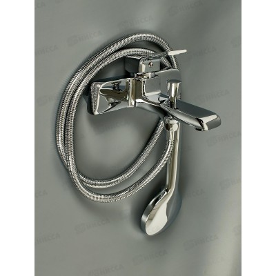 Смеситель д/ванны хром, MN3272 *10 Смеситель д/ванны хром, MN3272 *10