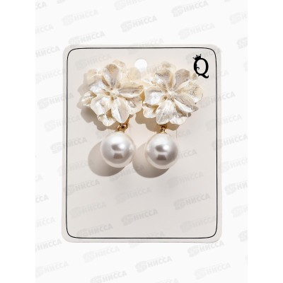 Серьги &quotЦветок с жемчугом&quot молочный в золоте 10904796